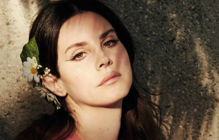 Bréking! Lana Del Rey is jön a Szigetre