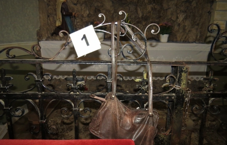 Hát már semmi sem szent? A templomban rabolta ki a nőt