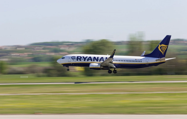 Budapesti járatokat is törölt a Ryanair a pénteki sztrájk miatt