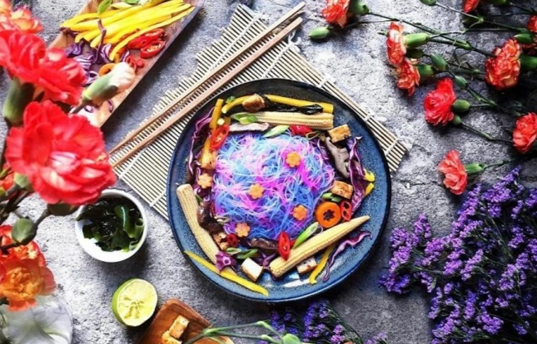 Tegye színesebbé étkezését: itt a szivárványszínű tészta!