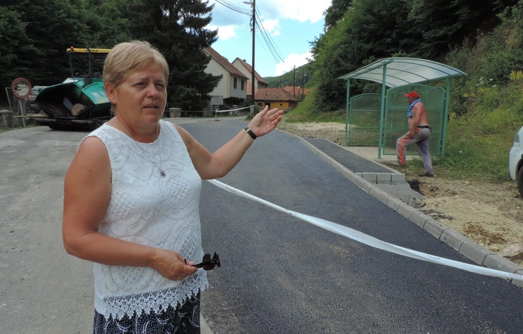 Új, biztonságos autóbuszmegálló Bükkszentlászlón