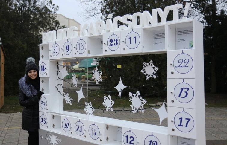 „Aki szeret és akit szeretnek, az szegény nem lehet" - miskolci hírességek üzenetei a város Adventi kalendáriumában