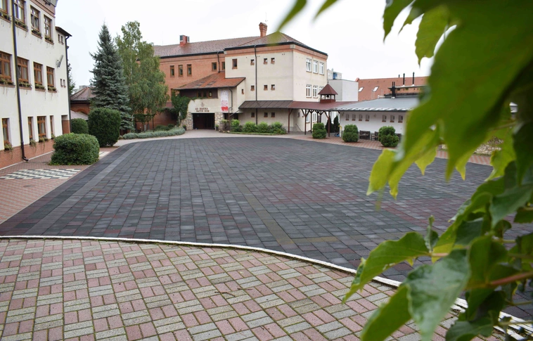 Kétéves nemzetközi projektben kutatnak a jezsuitás diákok