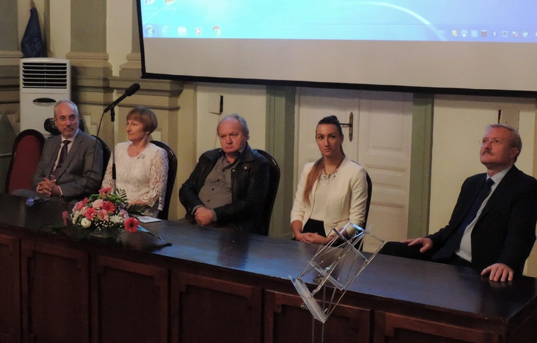 A női daganatos betegségek kapcsán rendeztek konferenciát a MAB Székházban