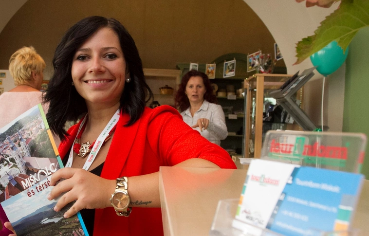 „Ne kérje senki, hogy otthon üljek…” – Betti programajánlója