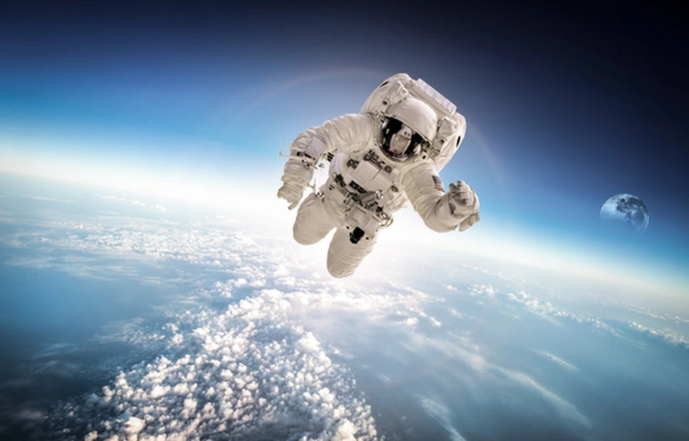 Hamarosan az űrben kérheti meg szerelme kezét!