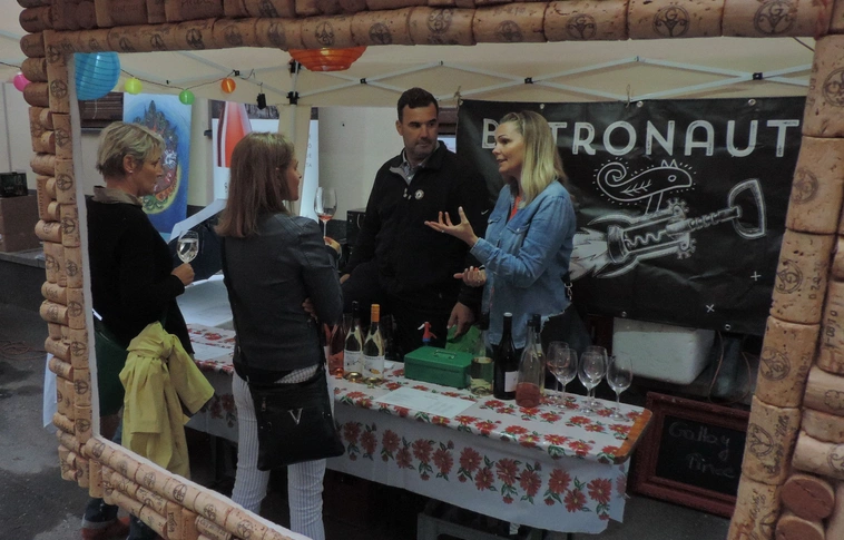 Fesztiválpoharat a kézbe, irány a Kisavas! – XIII. Miskolci Fröccsfesztivál