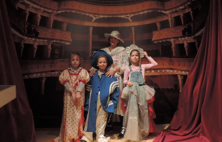 Zsúfolásig megteltek a múzeumok Miskolcon, szombat éjszaka