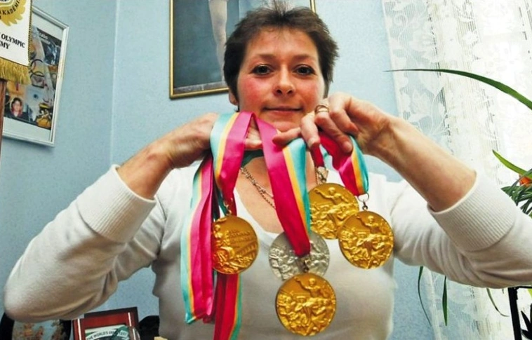 Bemutatták Szabó Katalin négyszeres olimpiai bajnok tornász életregényét
