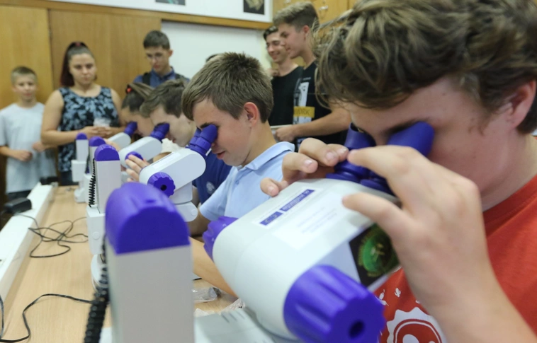 Nyáron is élményeket kínál a diákoknak a Miskolci Egyetem (Képgalériával!)