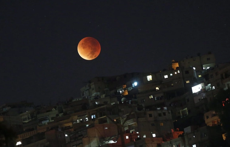Nem mindennapi égi jelenség szemtanú lehetünk: egy hónap múlva jön a vérhold