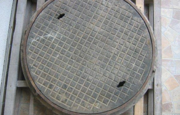 700 ezer forint értékű kábelt loptak