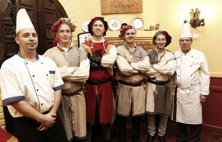 Történelmi étkek a történelmi Avason, avagy a miskolci konyhaművészet csillagai (8. rész)