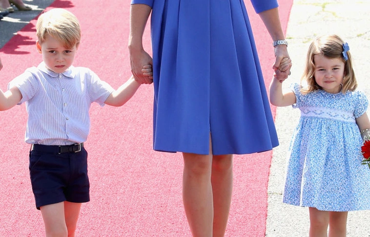 Charlotte hercegnőt még sosem láttuk nadrágban – Ez nem véletlen!