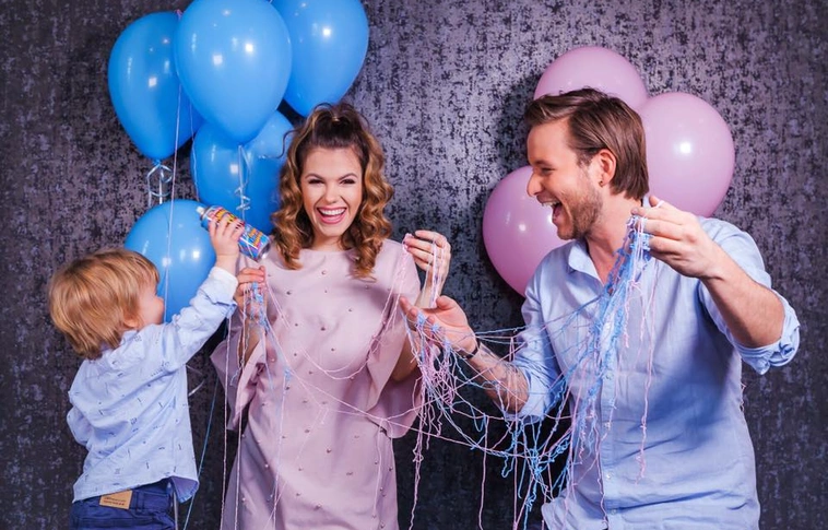 Újabb ritka nevet adott Istenes Bence és Csobot Adél most született kisfiuknak