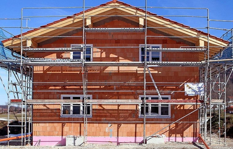 Több millió forint értékben lopott egy miskolci építkezésekről