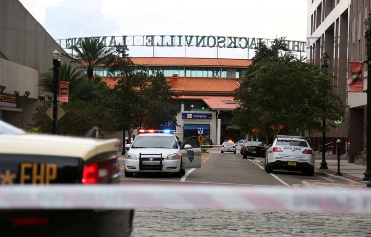 Hat ember megsebesült egy lövöldözésben Floridaban