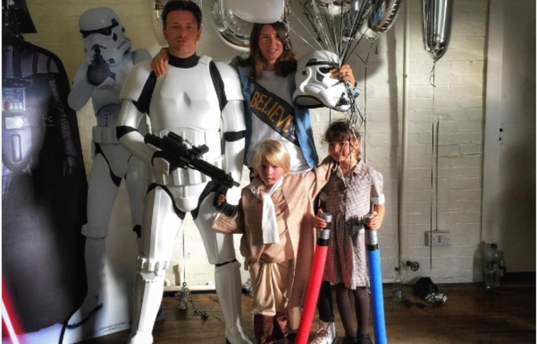 Erre nem számított senki: Jamie Oliver is feltűnik majd a Star Wars 9. részében