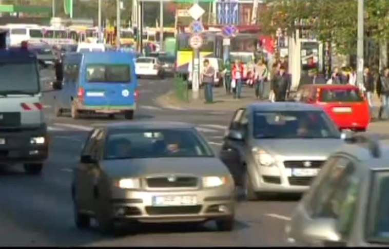 Lejár a határidő: ennyivel lehet drágább a kötelező