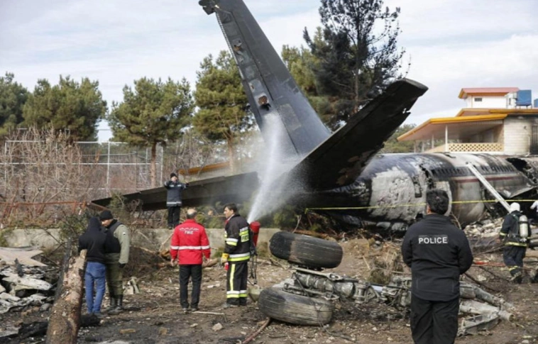 Lezuhant egy szállító repülőgép Iránban