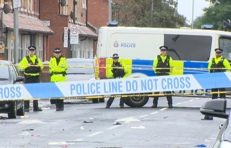 Tíz ember kórházba került egy manchesteri lövöldözés következtében (Videóval!)
