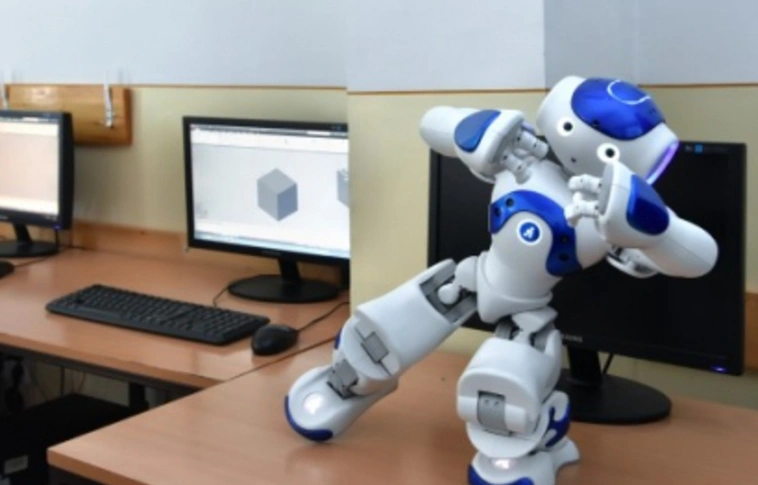 Robottal nyitotta meg az országos szakképzési tanévet Palkovics László