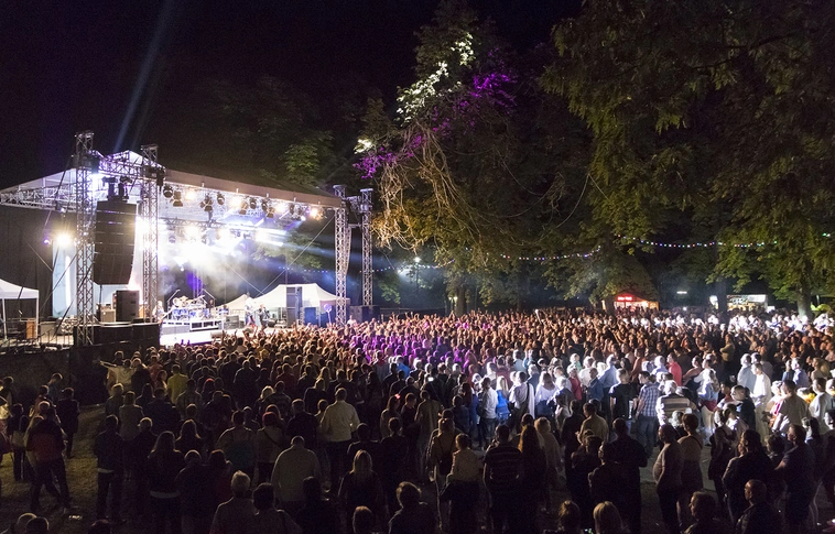 "Amikor ide jövök, az úton minden miskolci emléket újraélek" – Az Edda Művekkel zárult az idei Sörfesztivál 