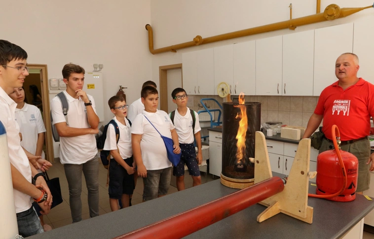 Tüzes játékok – Élménytábor a Miskolci Egyetemen