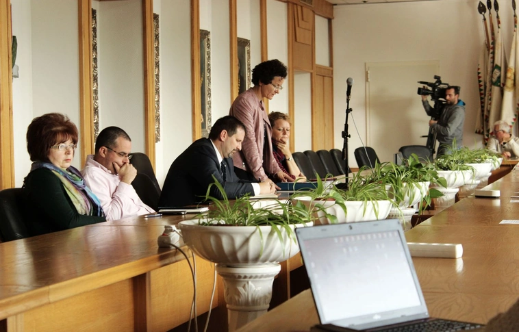 Digitális úton-útfélen – program hátrányos helyzetű diákoknak