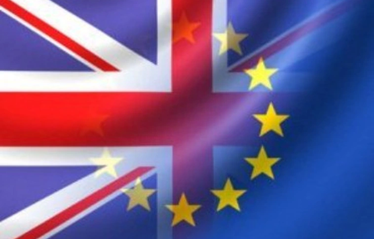 Cameron "drámai" figyelmeztetést intéz az EU-hoz