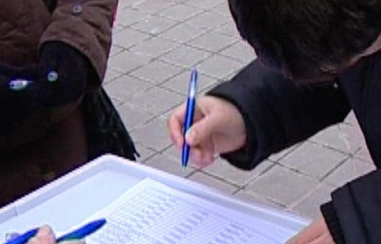 Megvédjük az országot! – eddig 43 ezer ember mondott nemet a bevándorlási kvótára Miskolcon és környékén