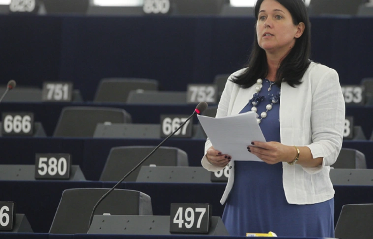 Pelczné szerint kezdeti lépésnek is kevés az Európai Parlament menekültek elosztásáról szóló javaslata
