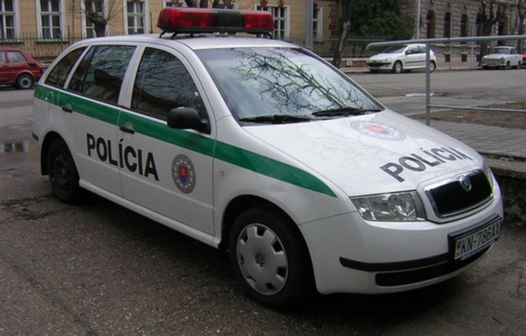 Elindultak Magyarországra a cseh rendőrök