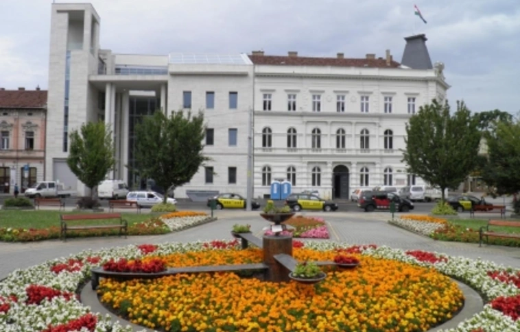 Közmeghallgatás közérdekű ügyekben  