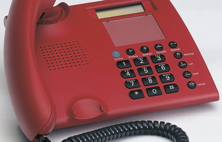 Segítség a telefonos lelkisegélynek – éjjel-nappal hívható hatjegyű telefonszám