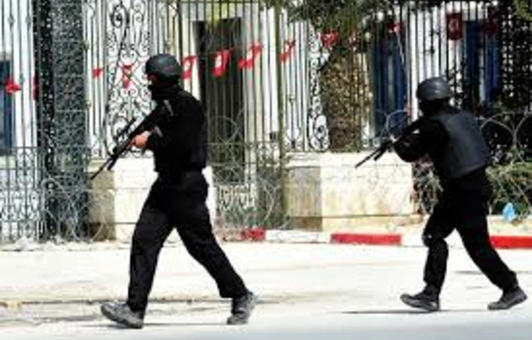 Fennáll egy újabb terrortámadás veszélye Tunéziában – a britek szerint