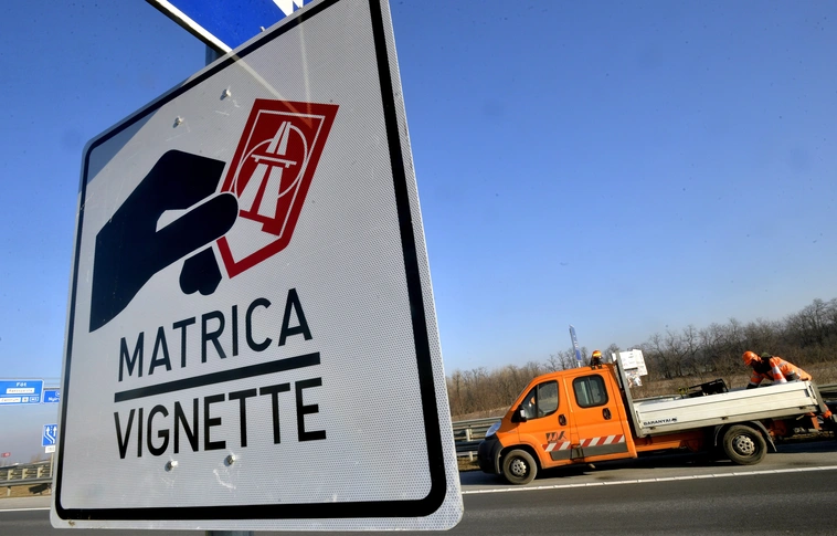 Az M3-ason is bővít a Nemzeti Útdíjfizetési Szolgáltató – még több berendezést helyeznek ki