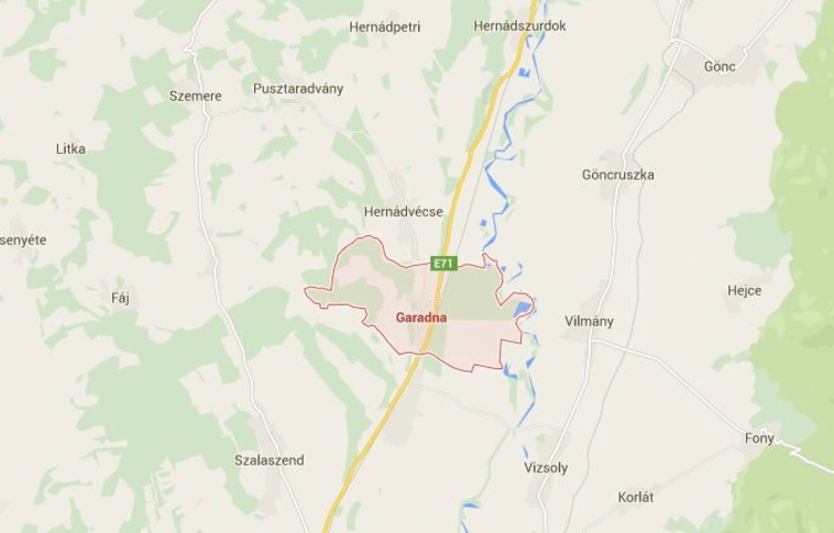 Súlyos sérültjei is vannak a Garadnánál történt balesetnek – feloldották az útzárat
