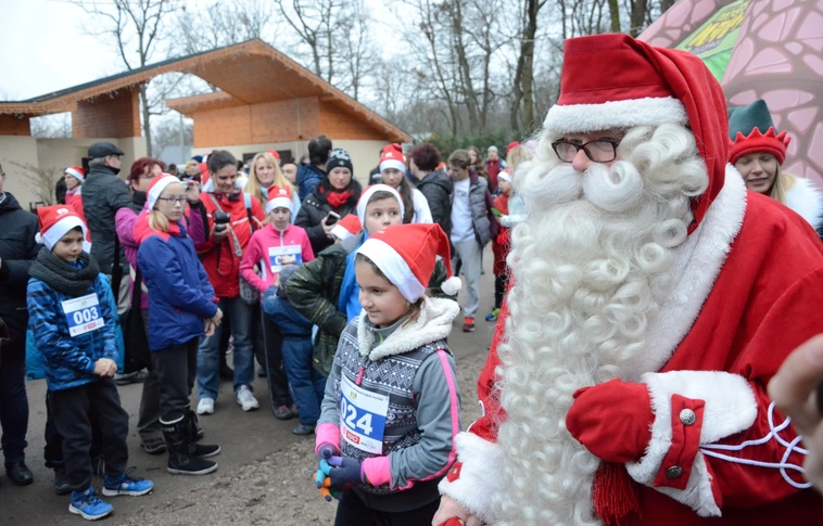 Mennyi Mikulás! Piros sipkások Miskolctapolcán