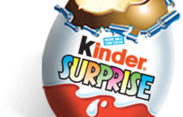 Megfulladt egy hároméves gyerek egy Kinder tojásba rejtett játéktól Franciaországban