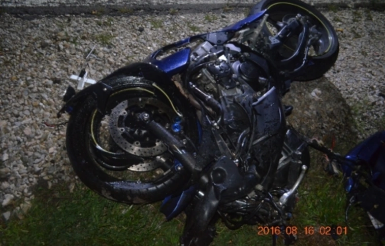 Meghalt egy motoros Szirmabesenyőnél