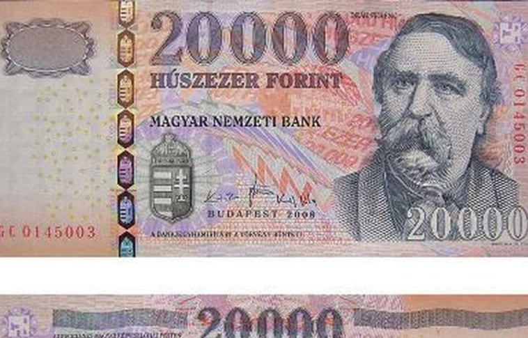 Decemberig még lehet fizetni a régi húszezresekkel