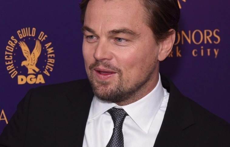 Rendőrnek áll Leonardo DiCaprio - ő lesz az "olasz Sherlock Holmes"