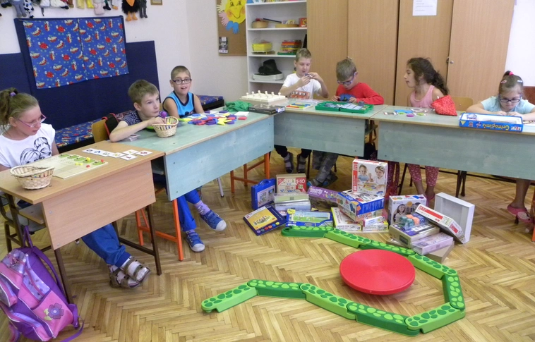 Színesebb lett a tanulás – fejlesztőjátékokat nyertek