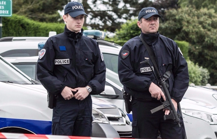 Terrorgyanú: újabb fiatalt vettek őrizetbe