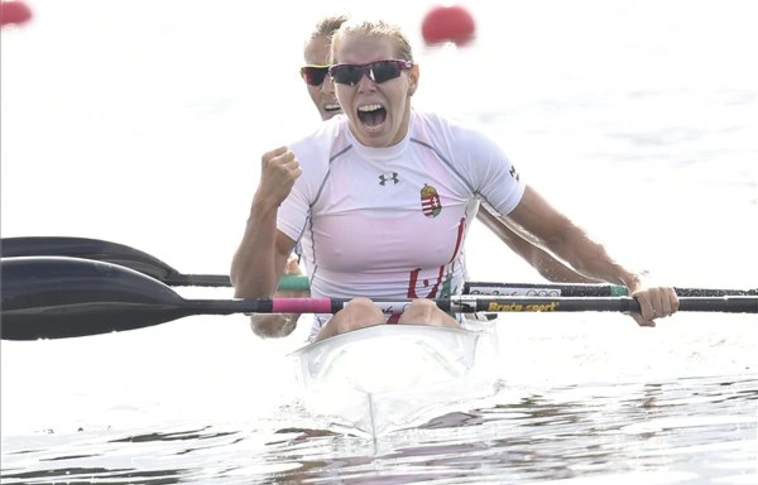 Olimpiai bajnok a Szabó Gabriella, Kozák Danuta kajakkettes