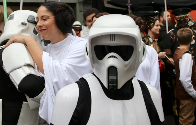 Bejelentették az új Star Wars-film címét