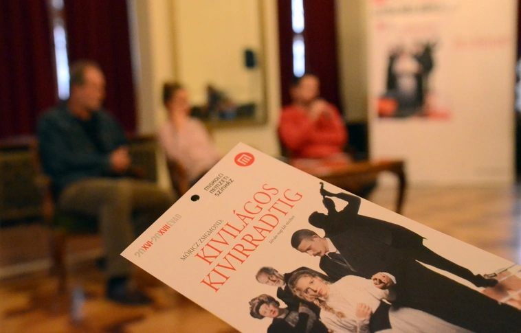 „Ősi magyar életkedv, nevetésbe fojtott szorongások” – újabb bemutató: Kivilágos kivirradtig