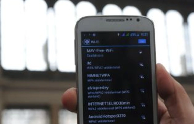 Nyolc állomásán biztosít nyilvános internetelérést a MÁV