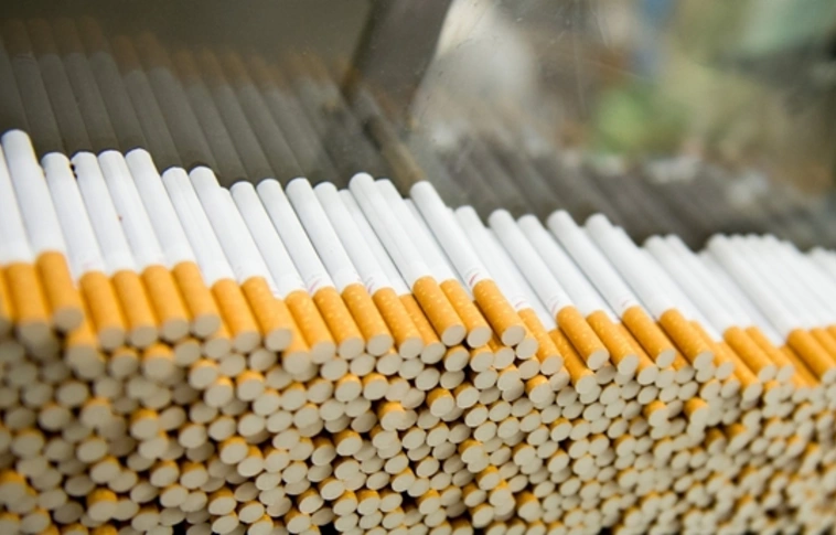 Legalább húsz szál cigaretta lesz egy dobozban jövő év közepétől